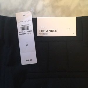 Ann Taylor Black Katie Ankle Pants size 6 NWT